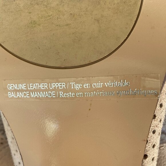 Caslon Tan Suede Peep Toe Block Heel Sandals Size 8.5M Perforated Leather Shoes - Picture 7 of 9